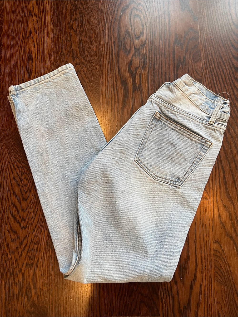 High-Rise Light Blue Wide Leg Jeans - Flared Casual Style